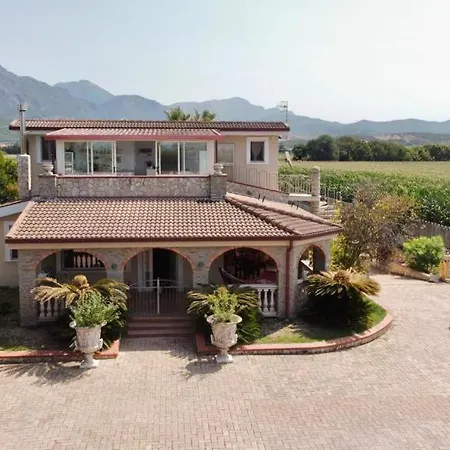 Bed & Breakfast Levante Paestum
